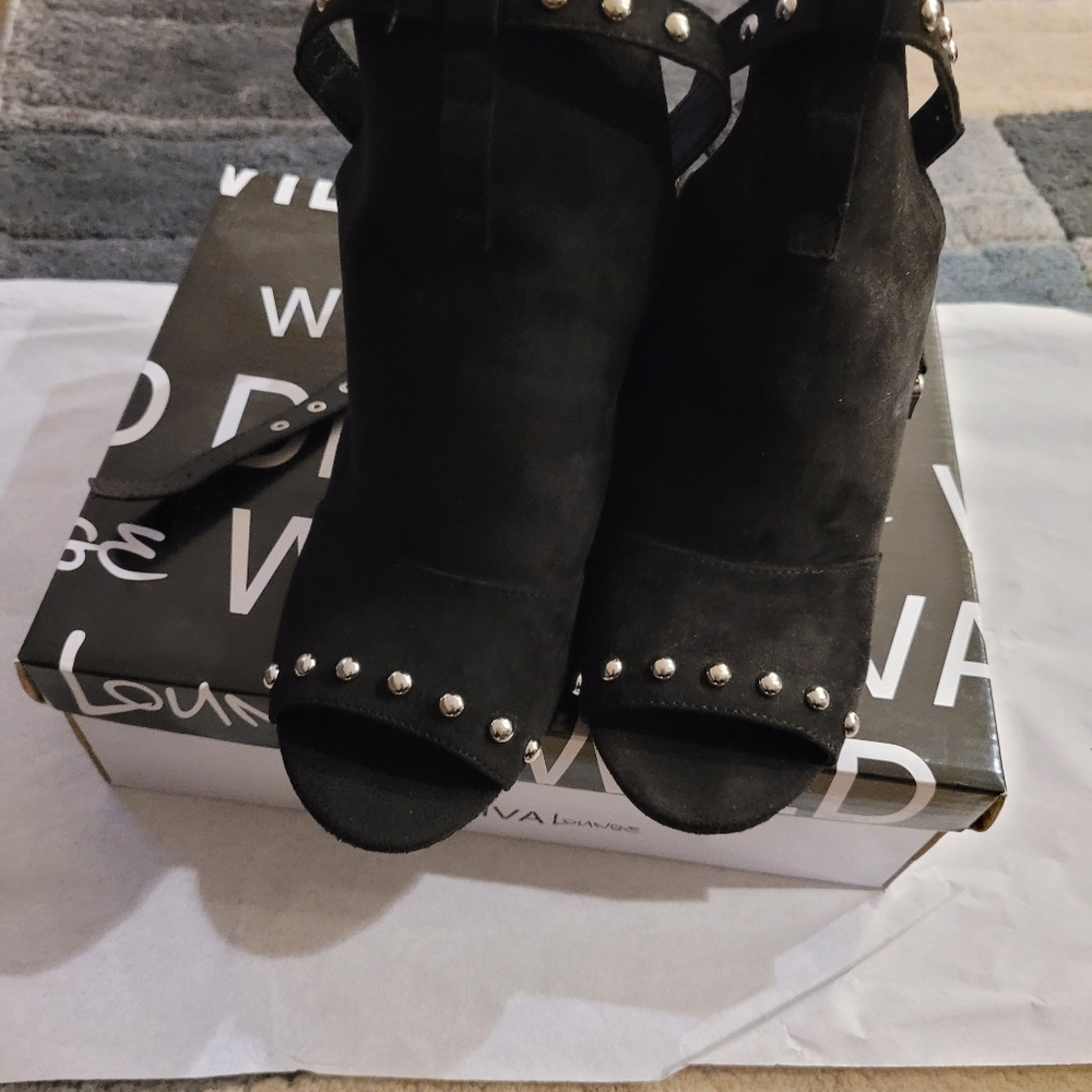 Peep toe booties